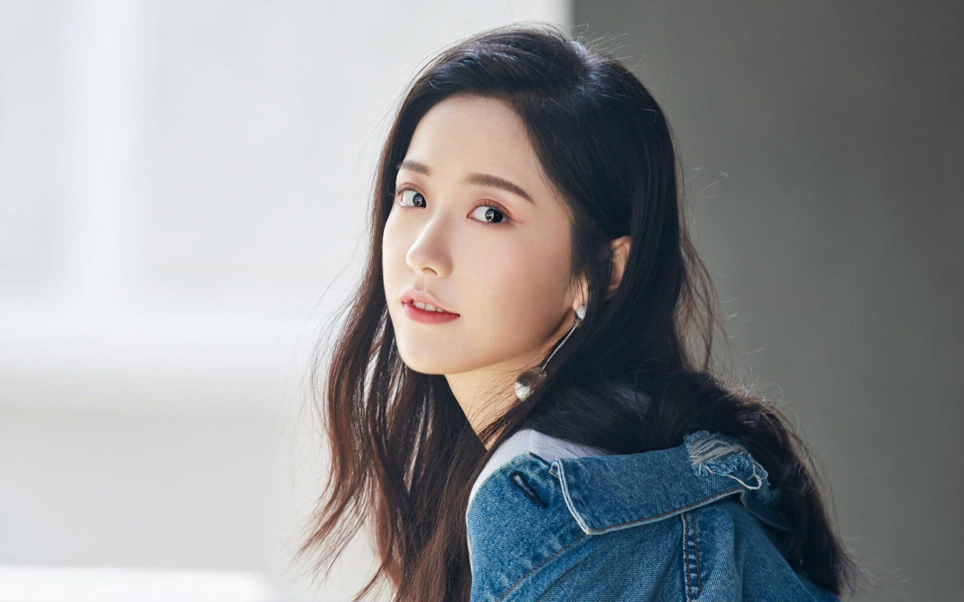 开云·Kaiyun网页版-稳定发挥：张伟贡献30分，成为球队绝对核心！，张伟 ube