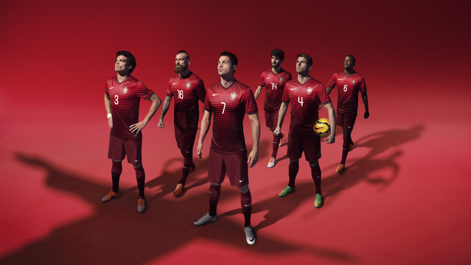 边路球员是否具备中场组织能力成为新趋势,边路足球是什么意思